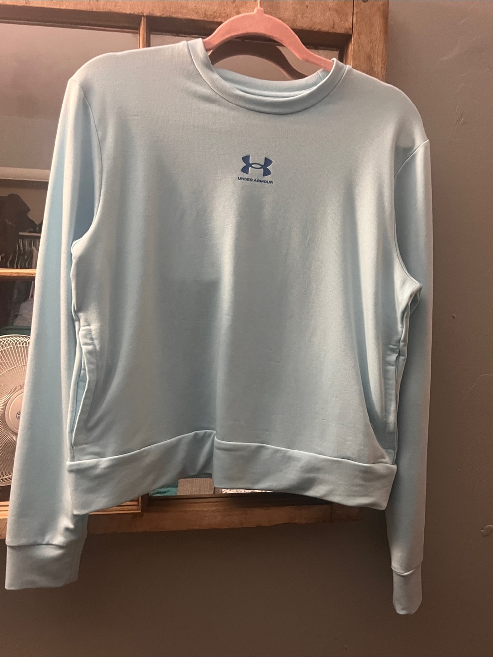 Under Armour Pale Blue Performance Pullover Sweatshirt - S